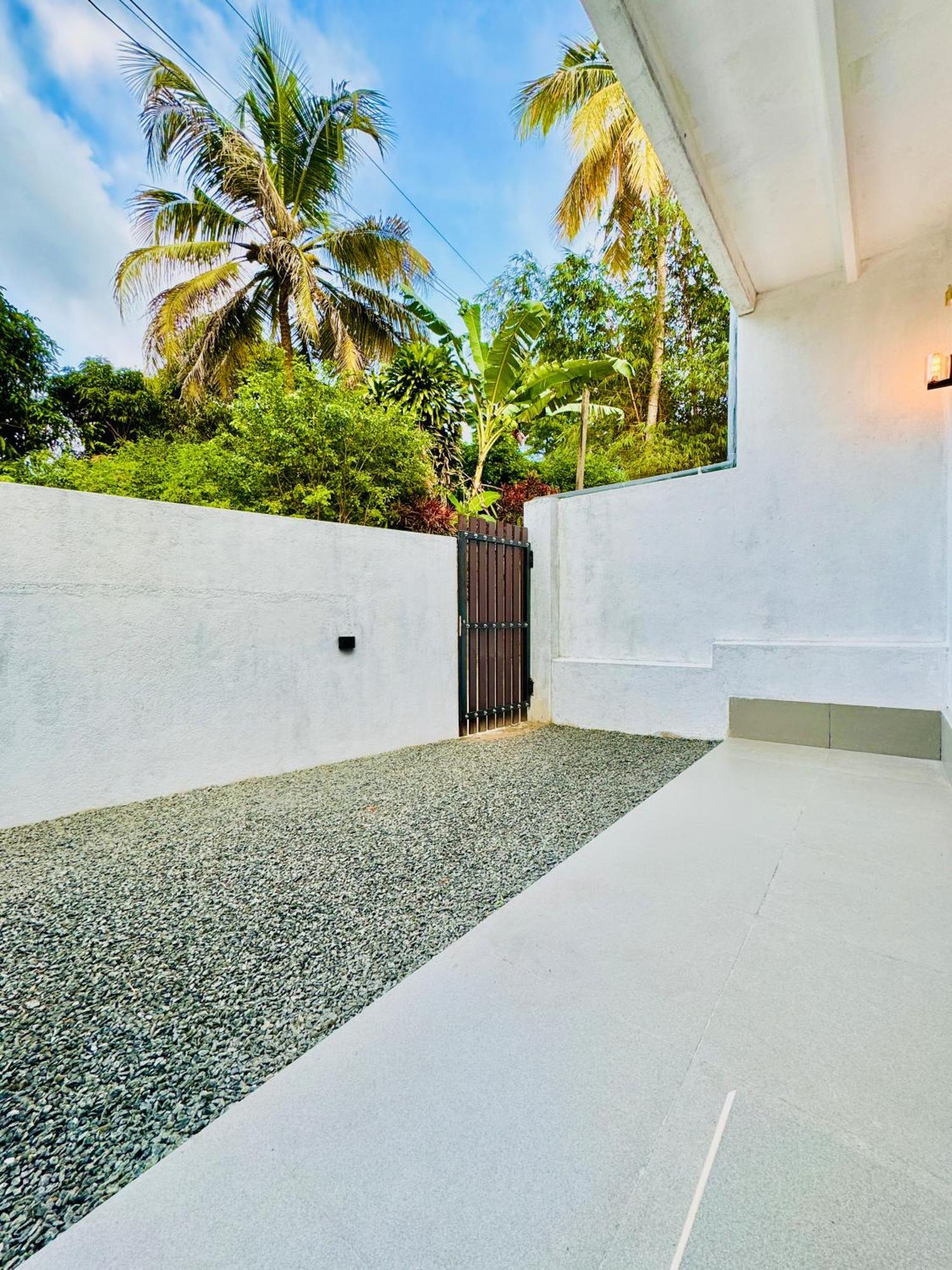 Ru Retreat Weligama Villa Екстериор снимка